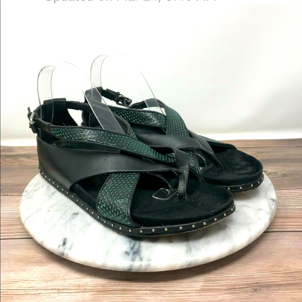 NWOT L.A.M.B. Bellatrix Black Leather Strappy Sandals🌵